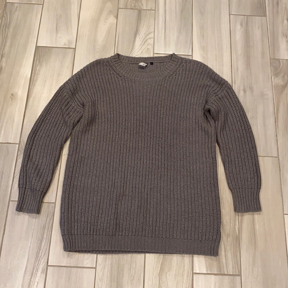 Poof sweater size L